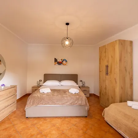 Apartment 19